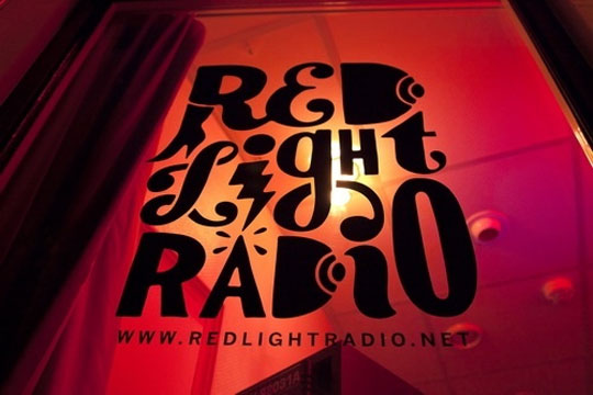 [Le Stream Parallèle #1] Red Light Radio