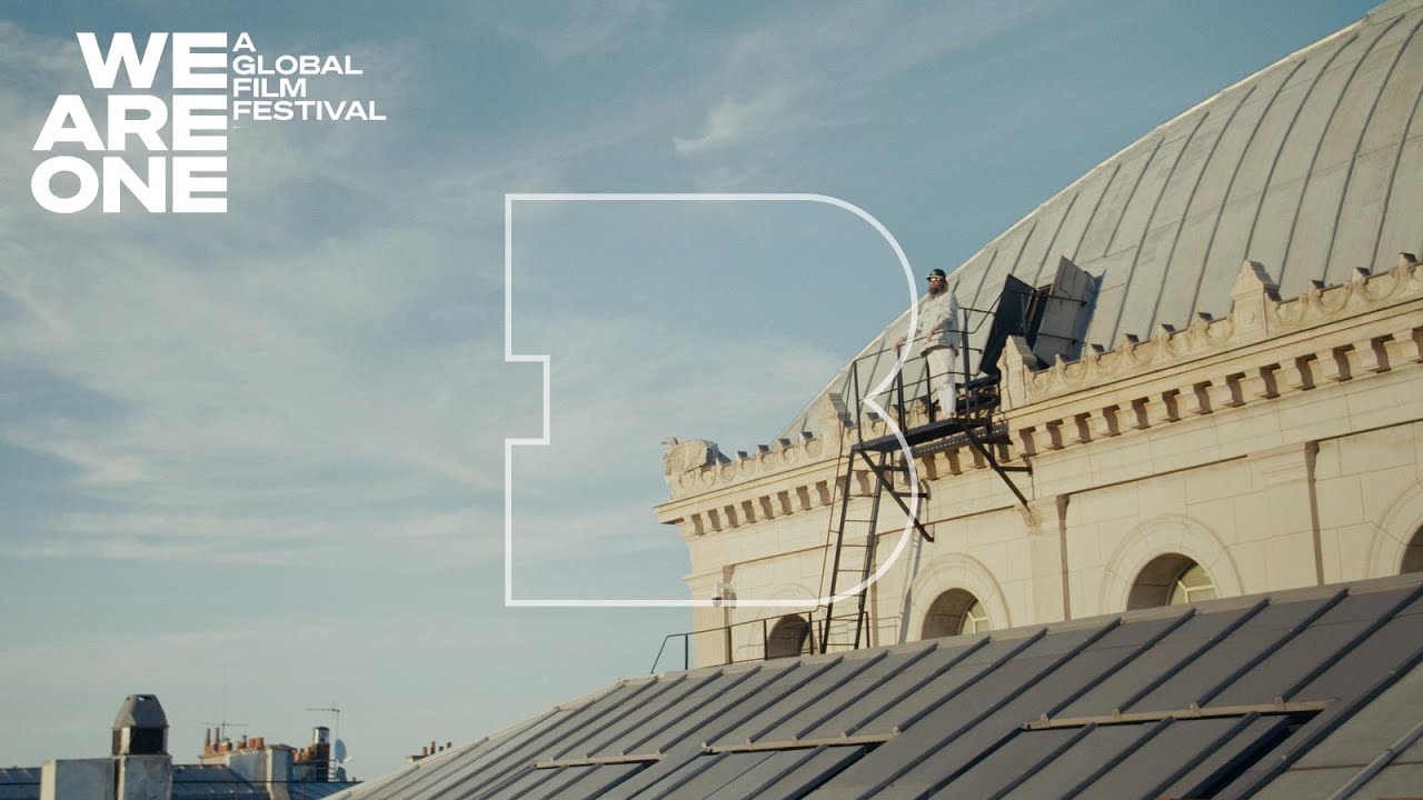 Session Numérique #30 : Sébastien Tellier fredonne sur les toits de Paris